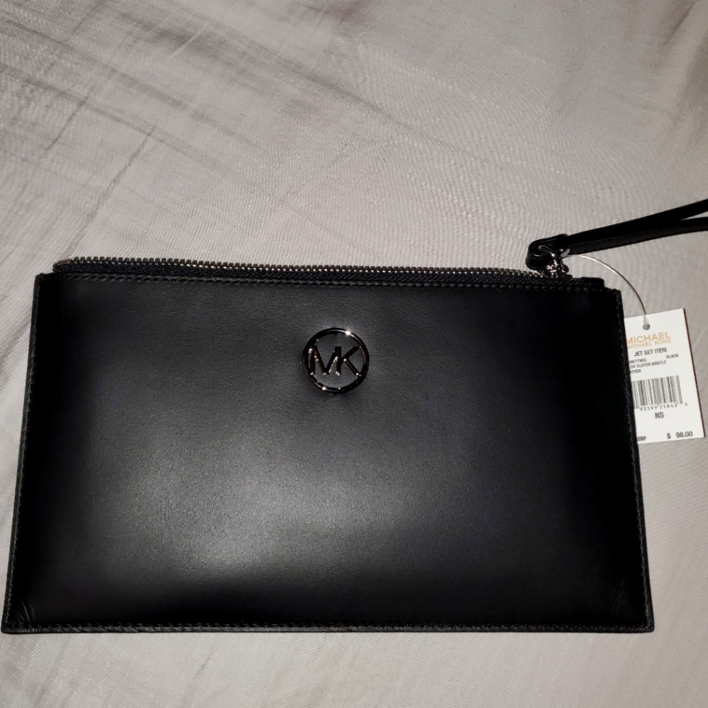 NWT Michael Kors Black Leather Wristlet